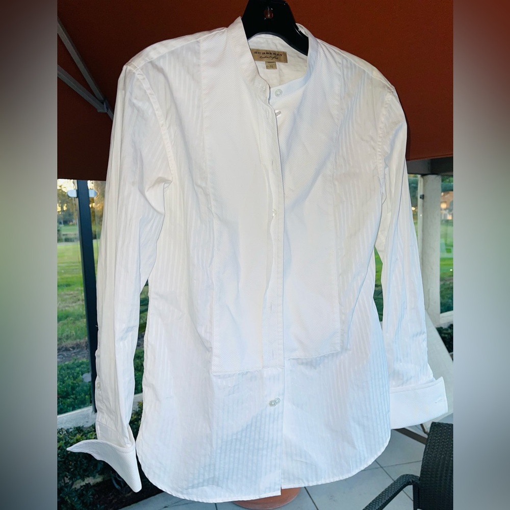 White Bottom down shirt Burberry perfect for a black tie event
